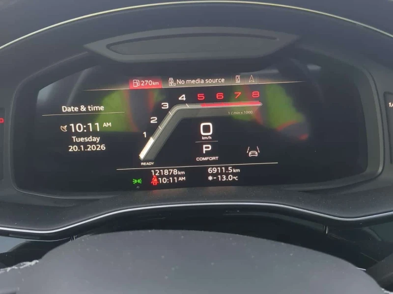 Audi Q8 TECHNIK  CARFAX, снимка 9 - Автомобили и джипове - 53535036