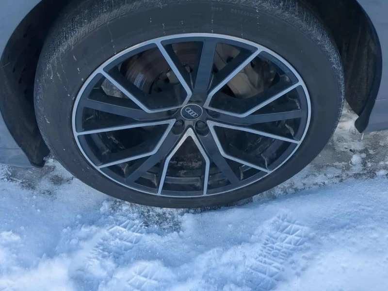 Audi Q8 TECHNIK  CARFAX, снимка 6 - Автомобили и джипове - 53535036