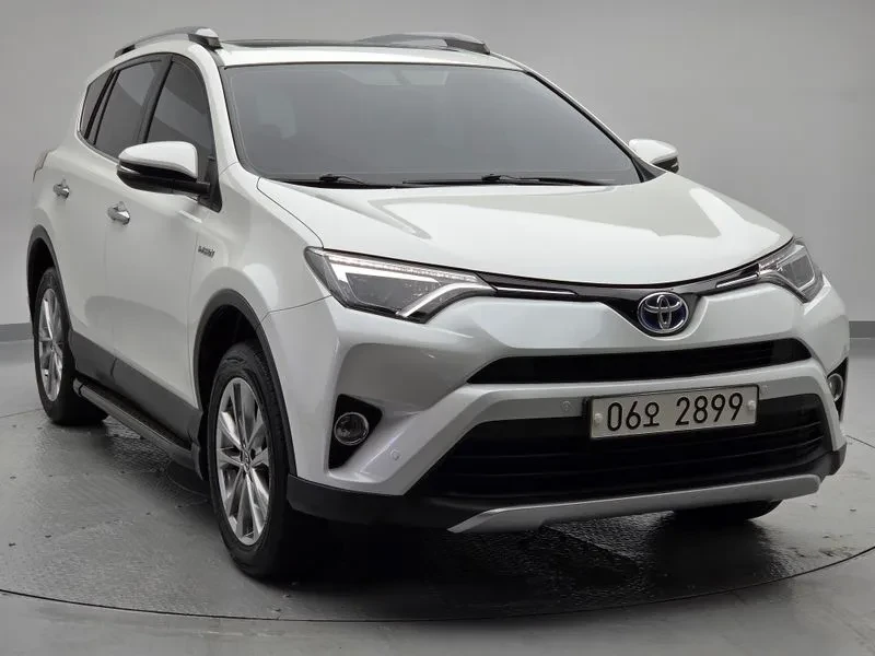Toyota Rav4 2.5 4WD HYBRID, снимка 2 - Автомобили и джипове - 54959407