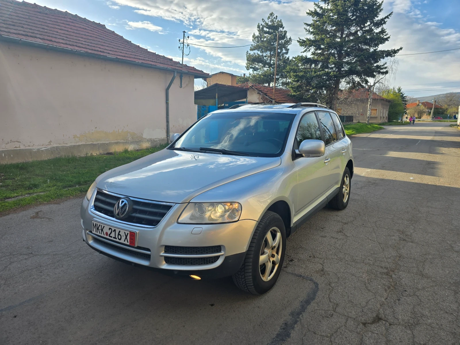 VW Touareg 3.0TDI GERMANY XENON ЧИСТО НОВИ ГУМИ РЕГИСТРИРАН - изображение 2