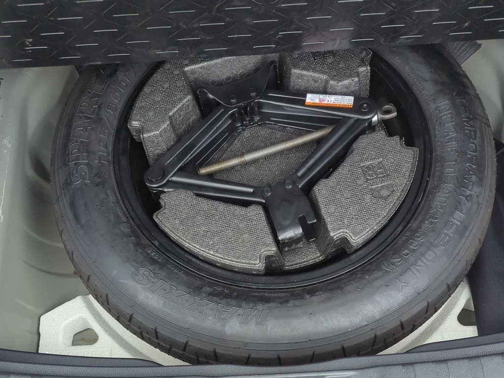 Toyota Rav4 Hybrid XSE  CARFAX | Mobile.bg   17