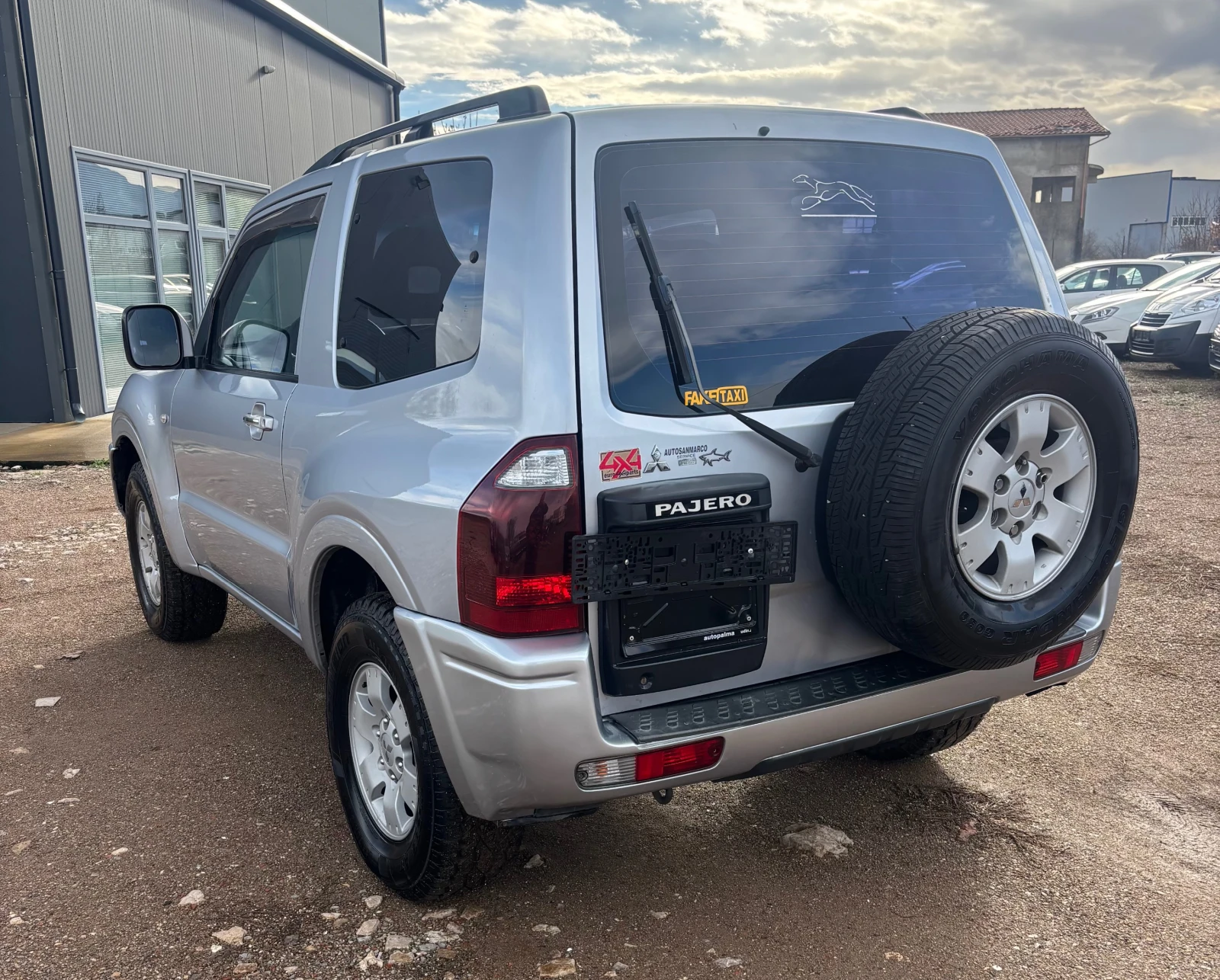 Mitsubishi Pajero 2.5 TDI - изображение 6