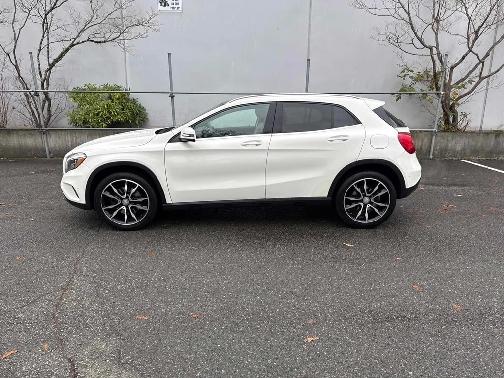 Mercedes-Benz GLA * 4MATIC 4dr 250 * CARFAX * БЕЗ ПЪРВОНАЧАЛНА ВНОСК - изображение 2