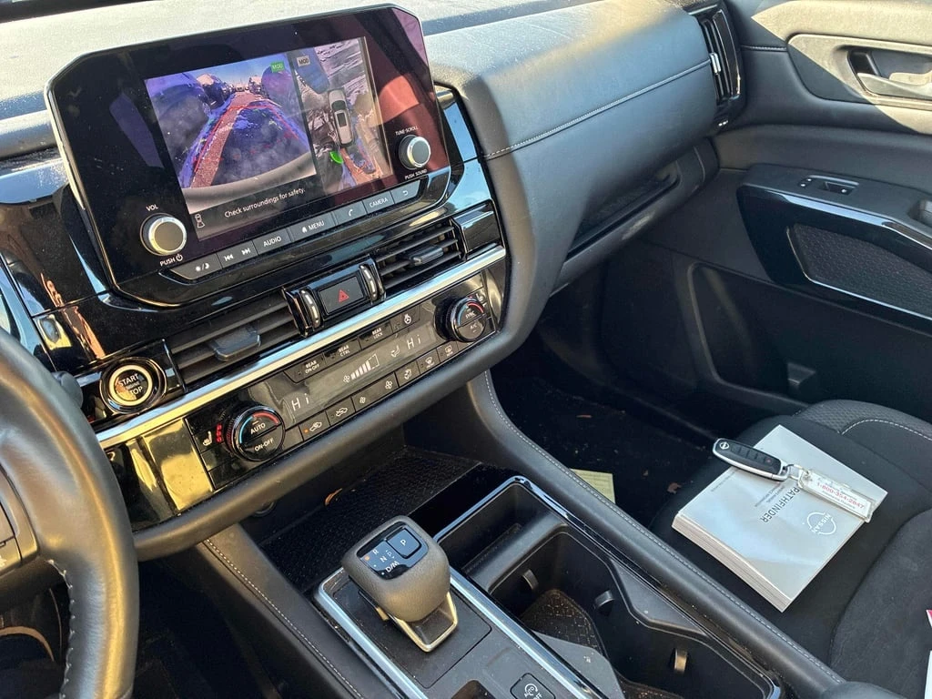 Nissan Pathfinder * 4WD * 360 * CARFAX * ПОДГРЕВИ *  - изображение 7