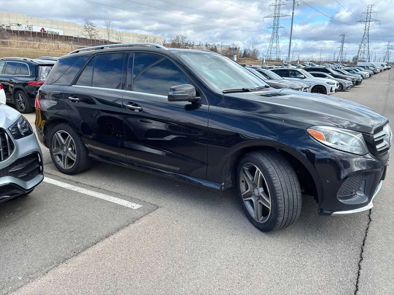 Mercedes-Benz GLE 400 4MATIC * 360 КАМЕРА* ПОДГРЕВИ* ПАНОРАМА* , снимка 4 - Автомобили и джипове - 53828131