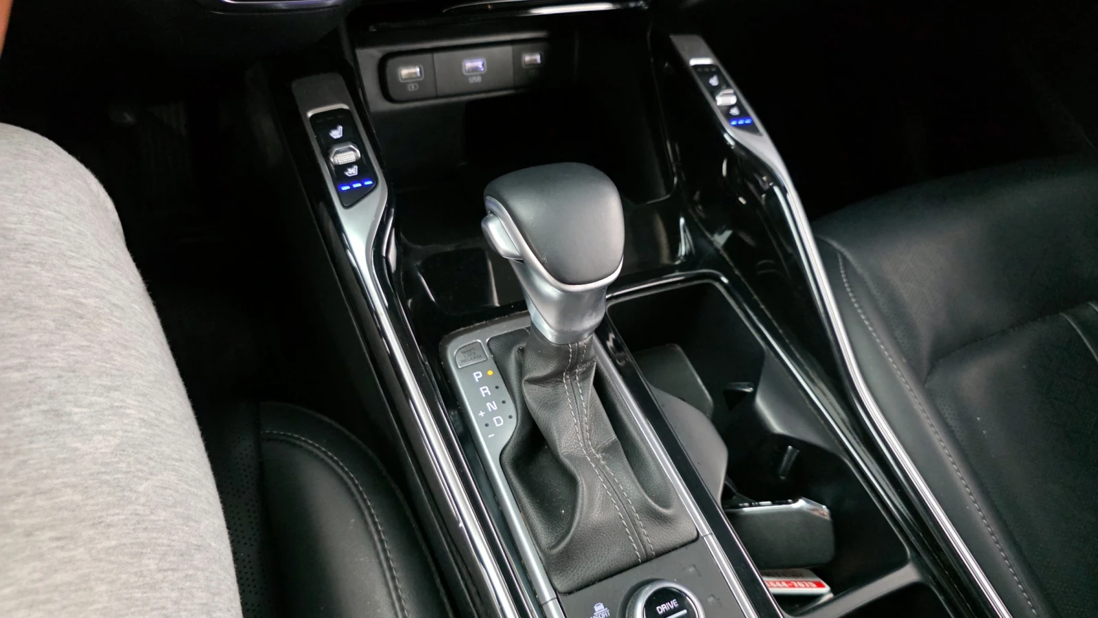 Kia Sorento 2.2 4WD TRENDY autogeorge.com, снимка 8 - Автомобили и джипове - 54147387