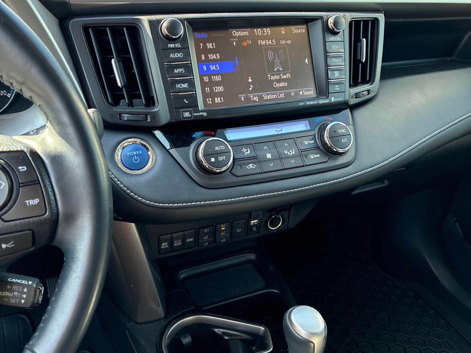 Toyota Rav4 HYBRID LIMITED * * CARFAX * * АВТО КРЕДИТ * * , снимка 9 - Автомобили и джипове - 54184314