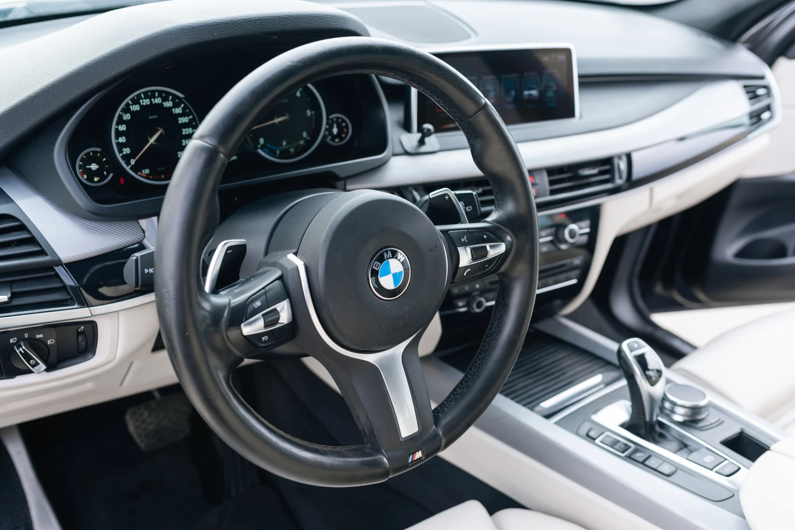 BMW X5 3.0D Mpack 360 cam, снимка 10 - Автомобили и джипове - 54209422