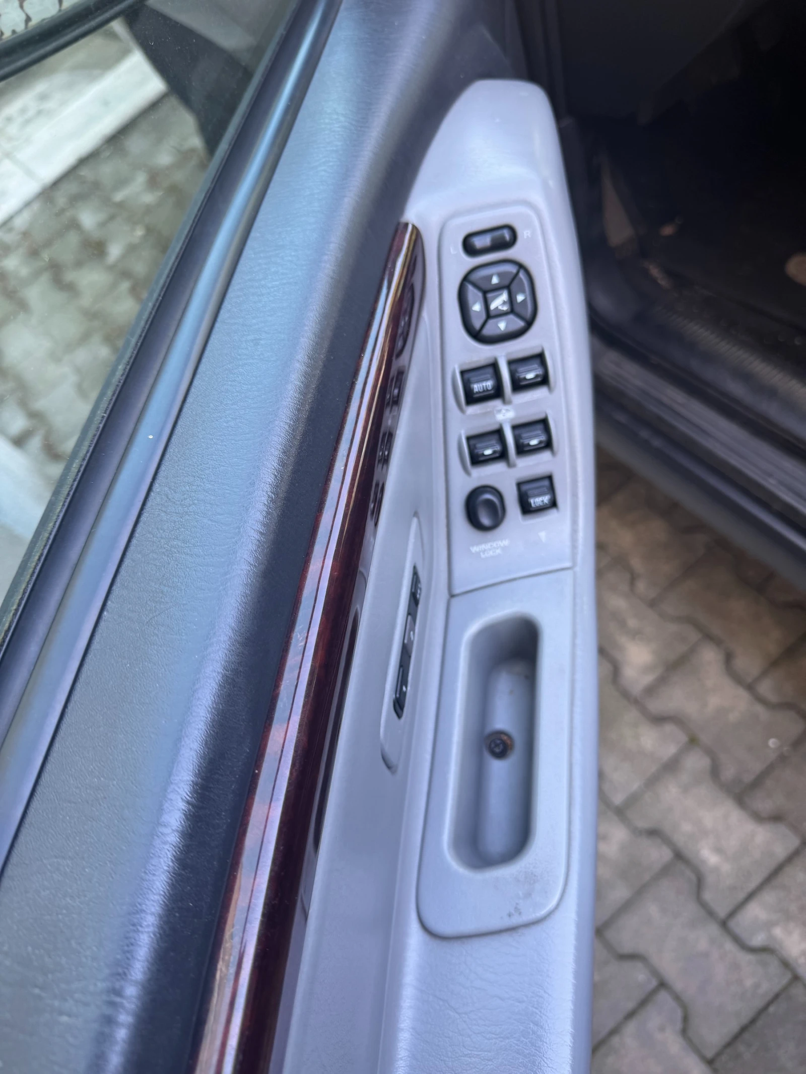 Jeep Grand cherokee, снимка 8 - Автомобили и джипове - 54751238