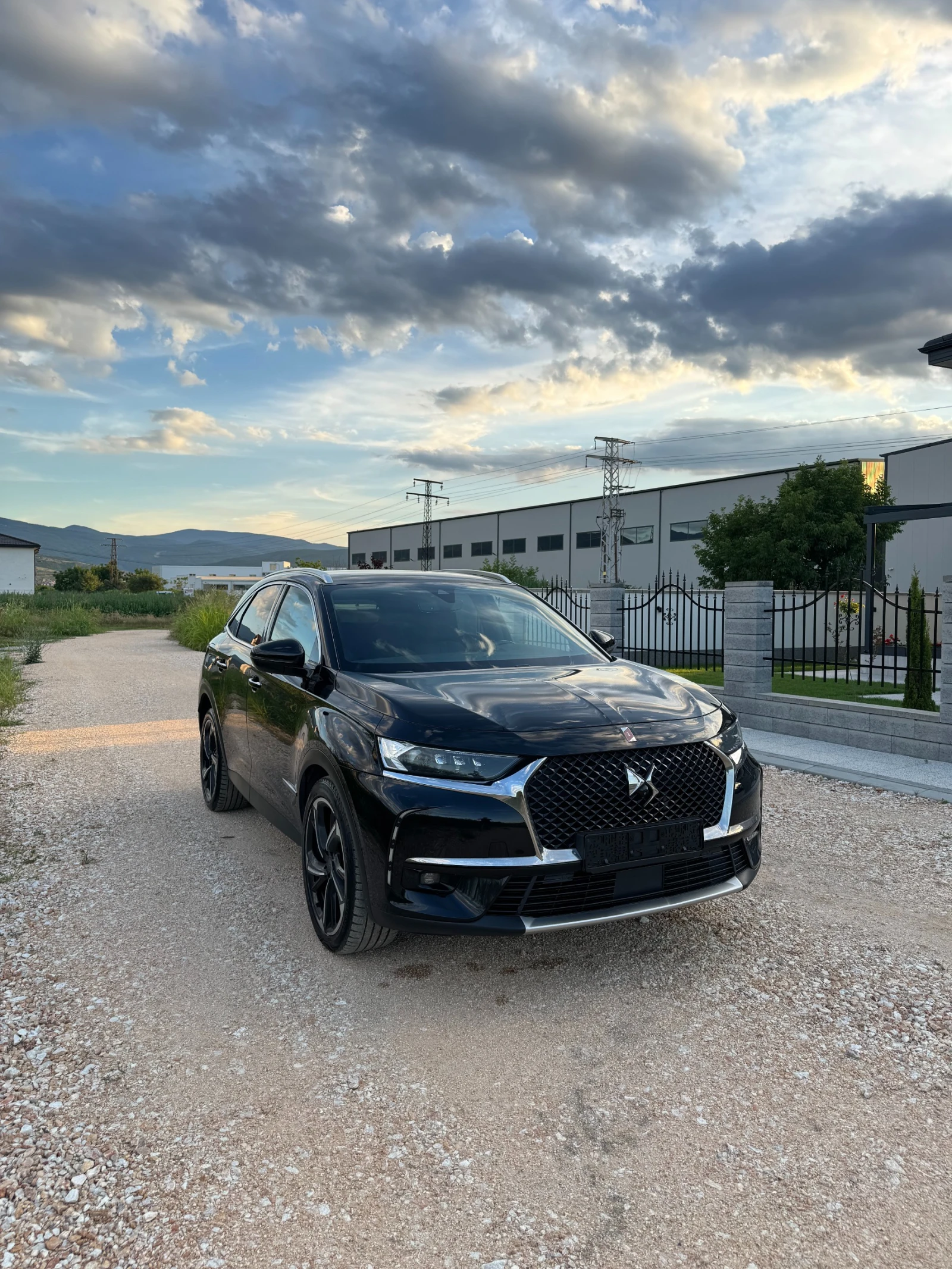 DS DS 7 Crossback 2.0 Blue HDI La Premiere , снимка 2 - Автомобили и джипове - 54983351
