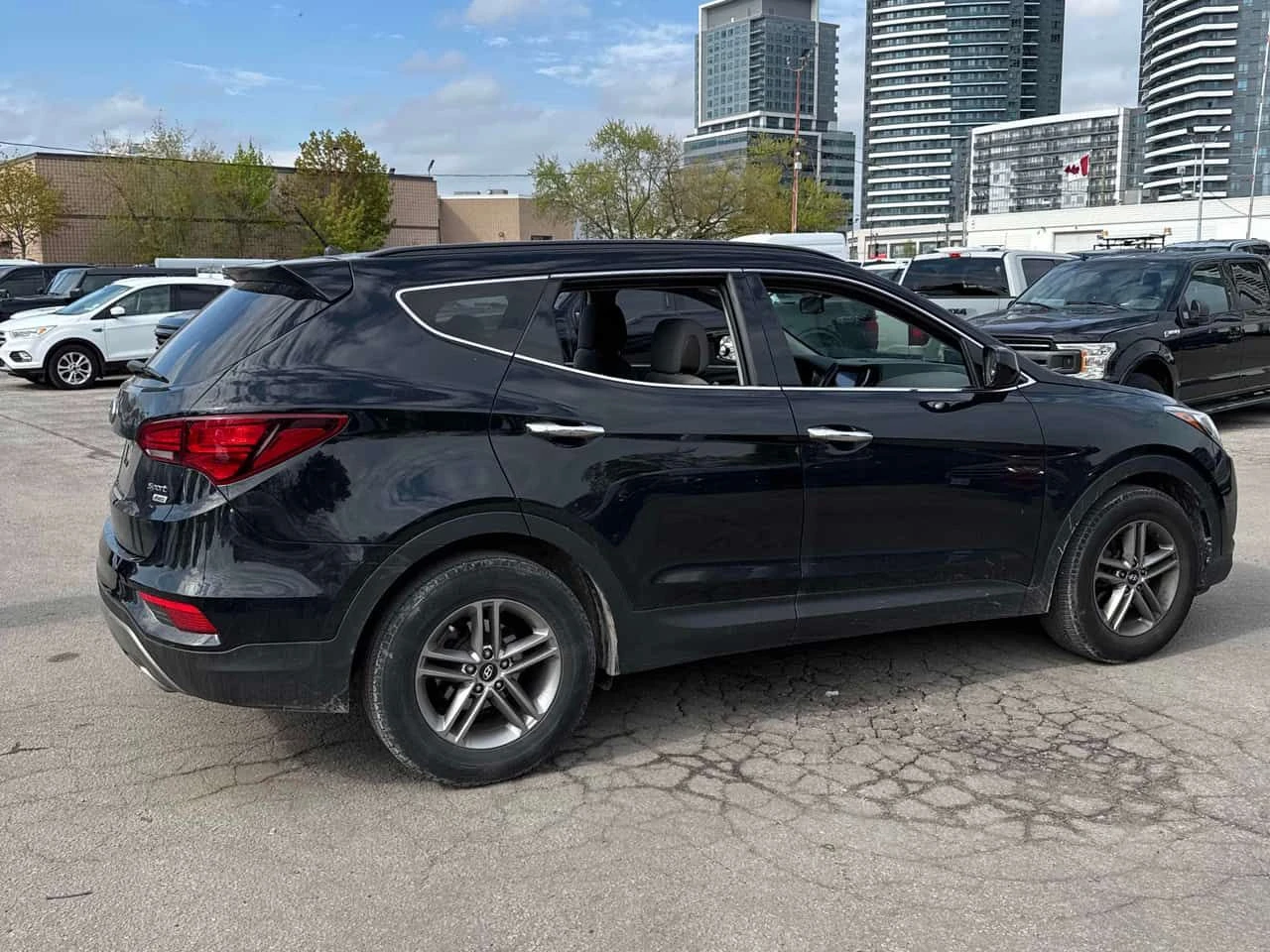Hyundai Santa fe * 2.4L AWD * CARFAX * БЕЗ ПЪРВОНАЧАЛНА ВНОСКА, снимка 12 - Автомобили и джипове - 54995999