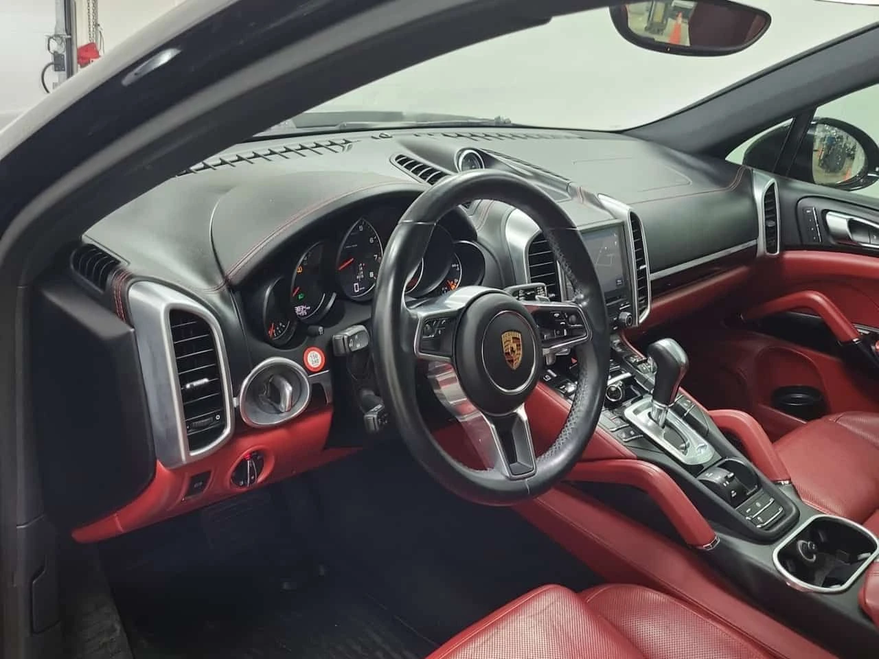 Porsche Cayenne * AWD 4DR * CARFAX * ЦЕНА ДО БГ, снимка 7 - Автомобили и джипове - 55472436