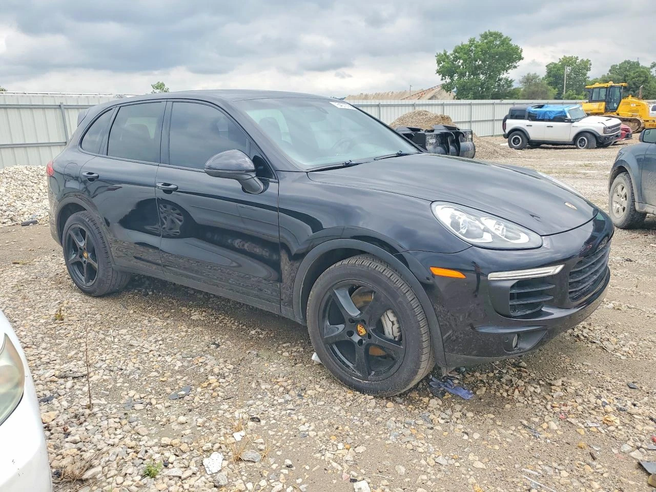 Porsche Cayenne, снимка 4 - Автомобили и джипове - 55755569