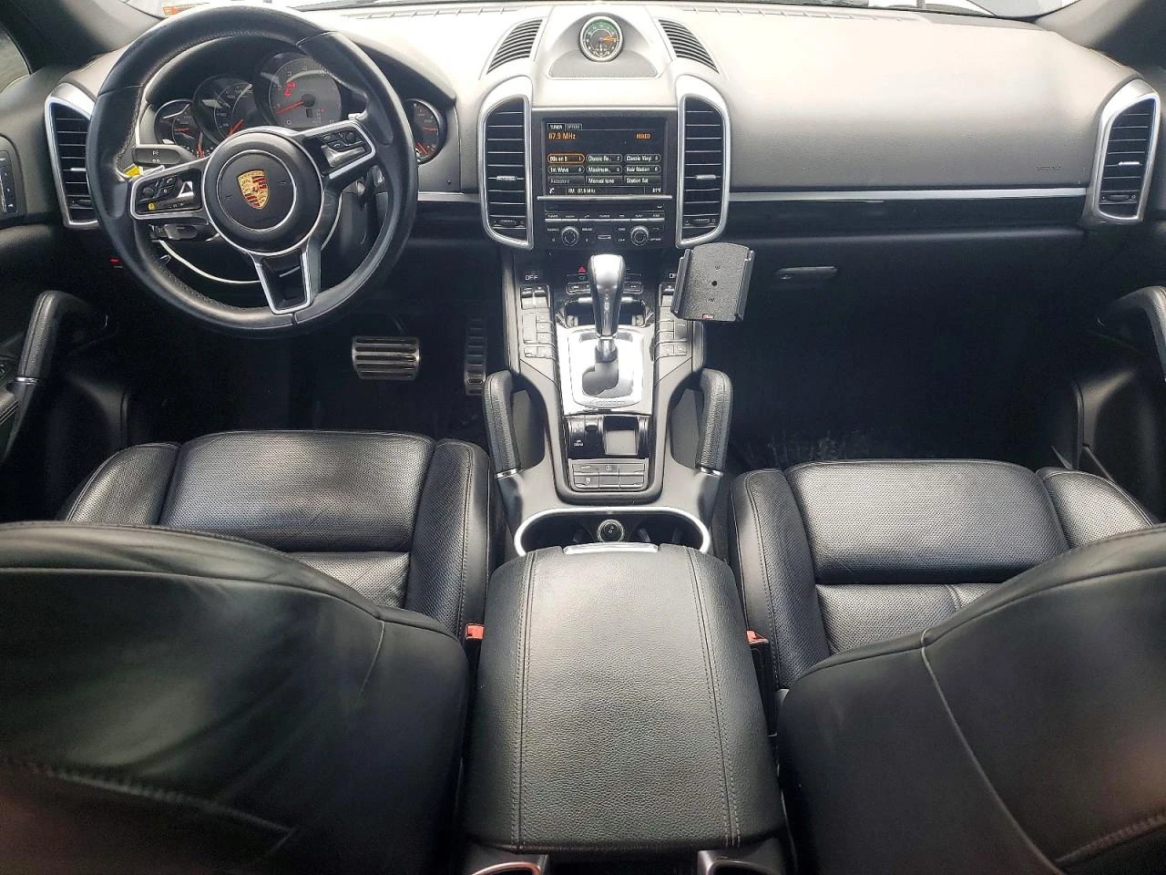 Porsche Cayenne, снимка 8 - Автомобили и джипове - 55755569