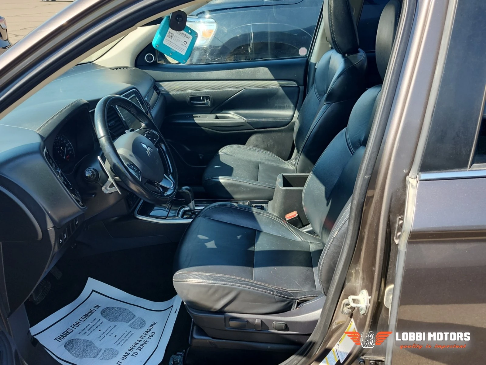 Mitsubishi Outlander, снимка 5 - Автомобили и джипове - 55928990