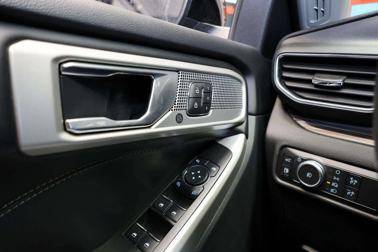 Ford Explorer Limited Hybrid 4WD - BLINDSPOT| NAV| CAMERA| LANEK | Mobile.bg � ����������� 13