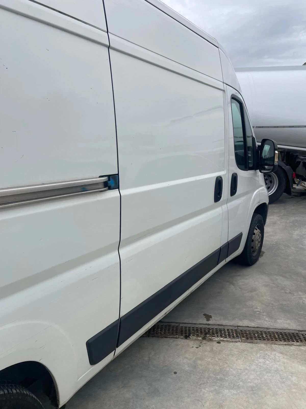 Peugeot Boxer 2.0HDI 130к.с. 147000км - изображение 2