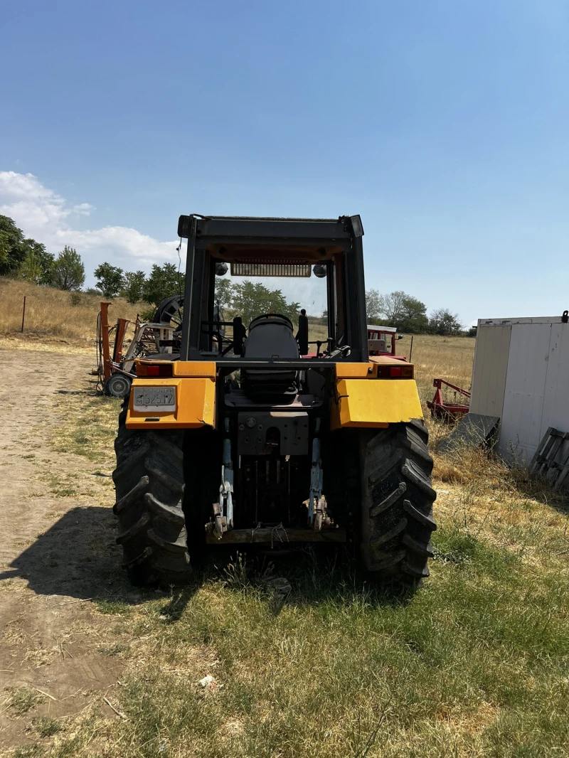 Трактор Renault, снимка 4 - Селскостопанска техника - 52478457