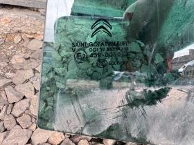 Citroen DS5 2012г задно ляво стъкло, снимка 3