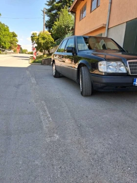 Mercedes-Benz E 250, снимка 3