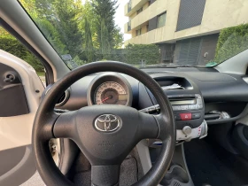 Toyota Aygo 1.0, снимка 10