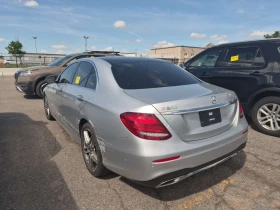 Mercedes-Benz E 300 * CARFAX * АВТОКРЕДИТ БЕЗ ПЪРВОНАЧАЛНА ВНОСКА | Auto.bg — изображение 4