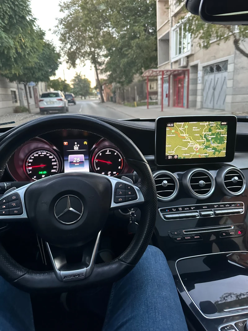 Mercedes-Benz C 220, снимка 11 - Автомобили и джипове - 47680888