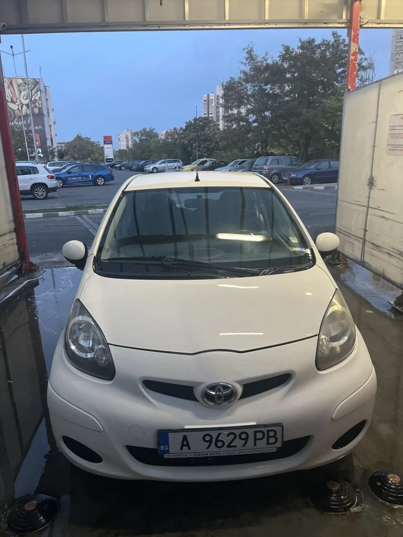 Toyota Aygo, снимка 1 - Автомобили и джипове - 47765357