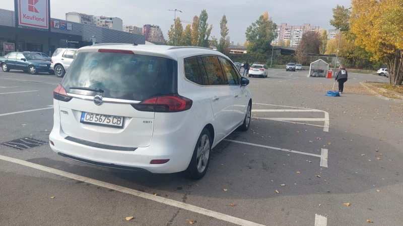 Opel Zafira Tourer, снимка 6 - Автомобили и джипове - 47778971