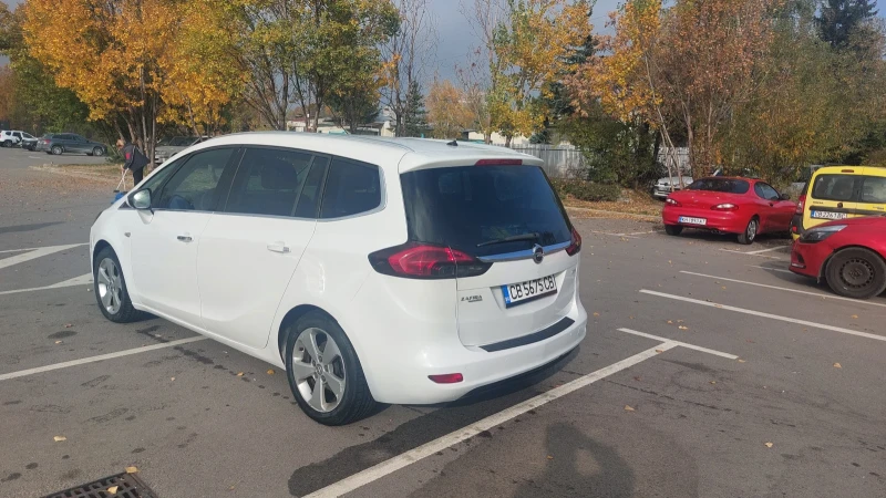 Opel Zafira Tourer, снимка 4 - Автомобили и джипове - 47778971