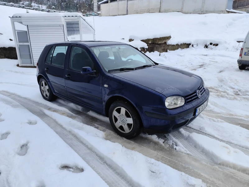 VW Golf 1.6 Газов инж, снимка 6 - Автомобили и джипове - 48704933