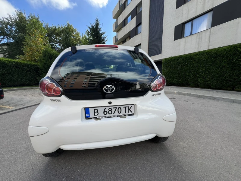 Toyota Aygo 1.0, снимка 5 - Автомобили и джипове - 49221721