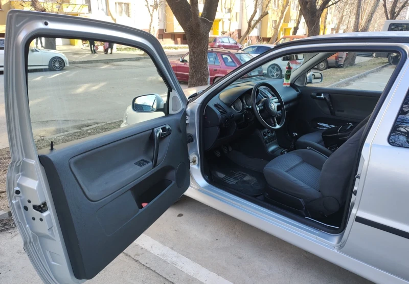 VW Polo, снимка 2 - Автомобили и джипове - 49310561