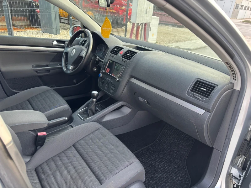 VW Golf 1.9TDI , снимка 7 - Автомобили и джипове - 49442183