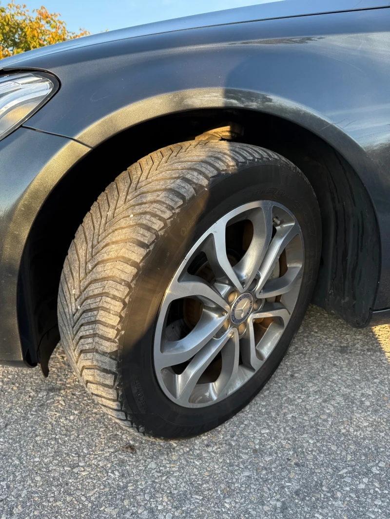 Mercedes-Benz C 350 Бартер!, снимка 5 - Автомобили и джипове - 52658937