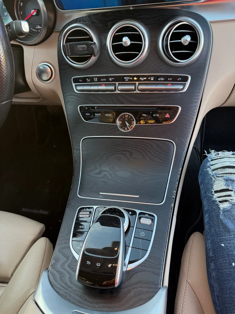 Mercedes-Benz C 350 Бартер!, снимка 9 - Автомобили и джипове - 52658937