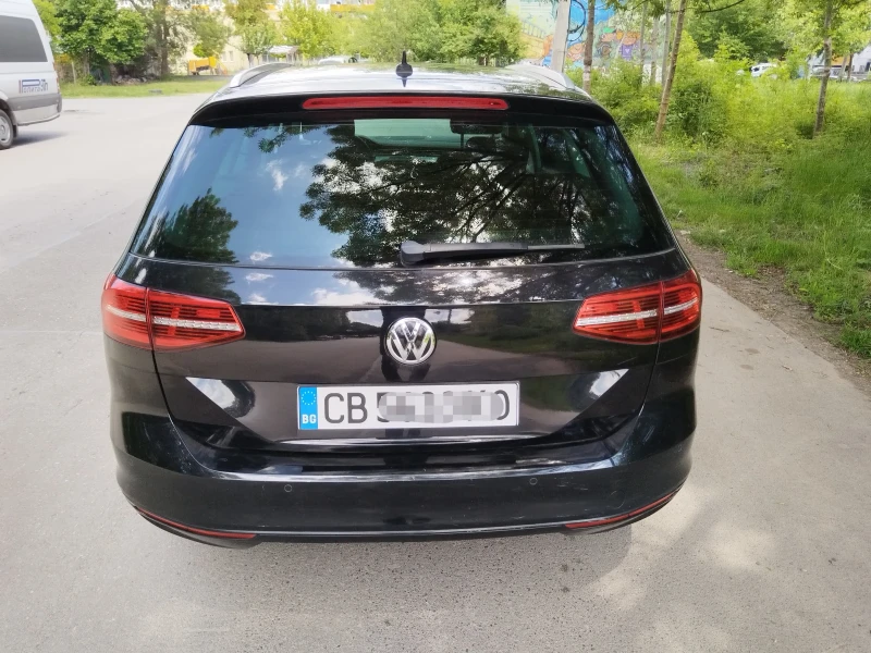 VW Passat 1.6 tdi / ОБСЛУЖЕН /, снимка 5 - Автомобили и джипове - 52068454