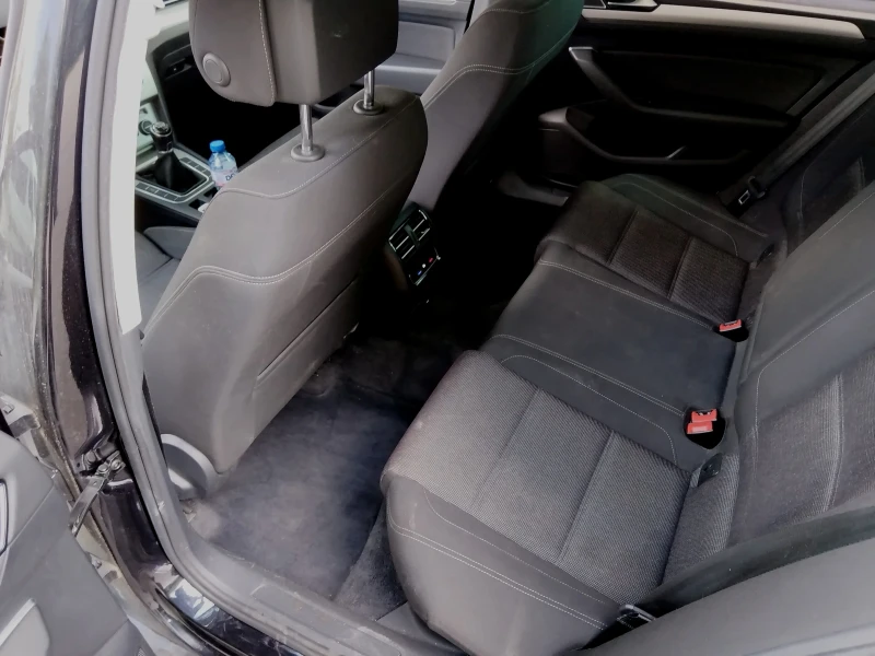 VW Passat 1.6 tdi / ОБСЛУЖЕН /, снимка 11 - Автомобили и джипове - 52068454