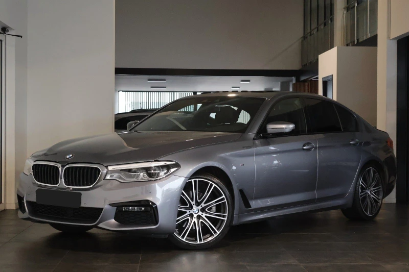 BMW 520  Series 520 M Sport, снимка 2 - Автомобили и джипове - 52248540