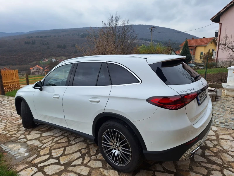 Mercedes-Benz GLC 220 4 Matic, снимка 2 - Автомобили и джипове - 52642355