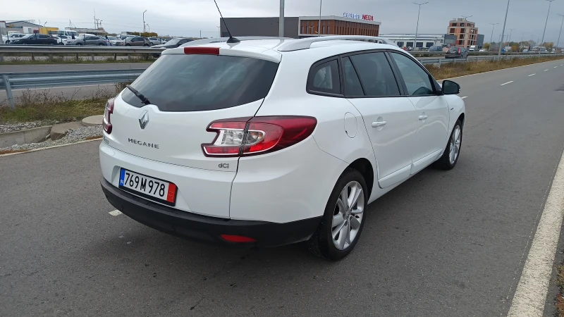 Renault Megane 1.5 dci, снимка 4 - Автомобили и джипове - 52701341