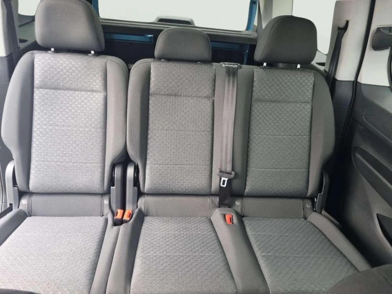 Ford Tourneo Connect 1.5 PHEV, снимка 14 - Автомобили и джипове - 53407613