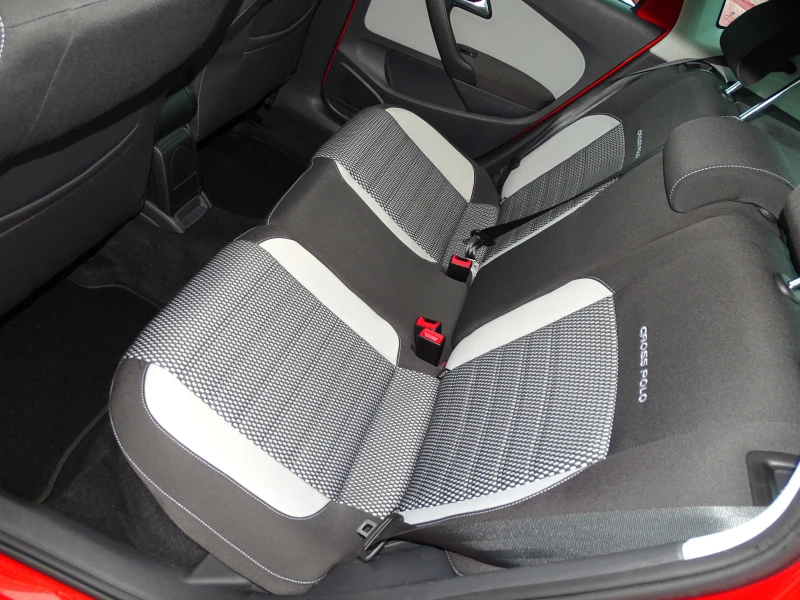 VW Polo Cross_105Коня_Холандия_* , снимка 11 - Автомобили и джипове - 53412594