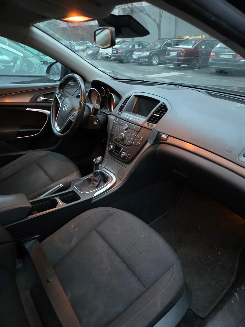 Opel Insignia, снимка 3 - Автомобили и джипове - 53534881