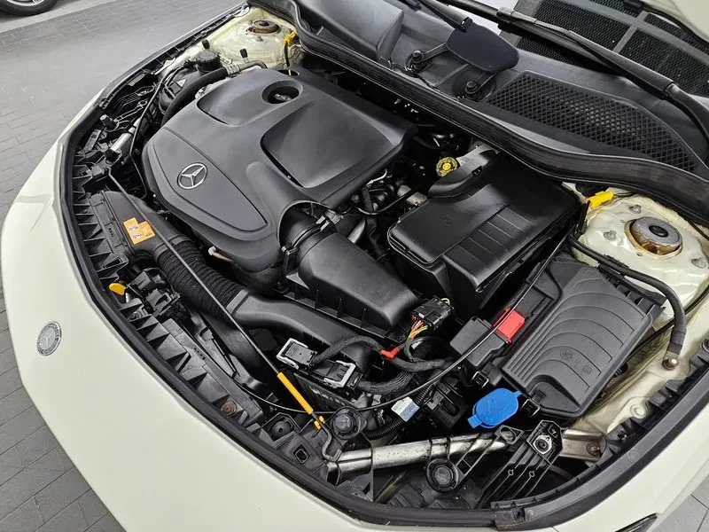 Mercedes-Benz CLA 250 САМО 30% АВАНС, снимка 6 - Автомобили и джипове - 55735089