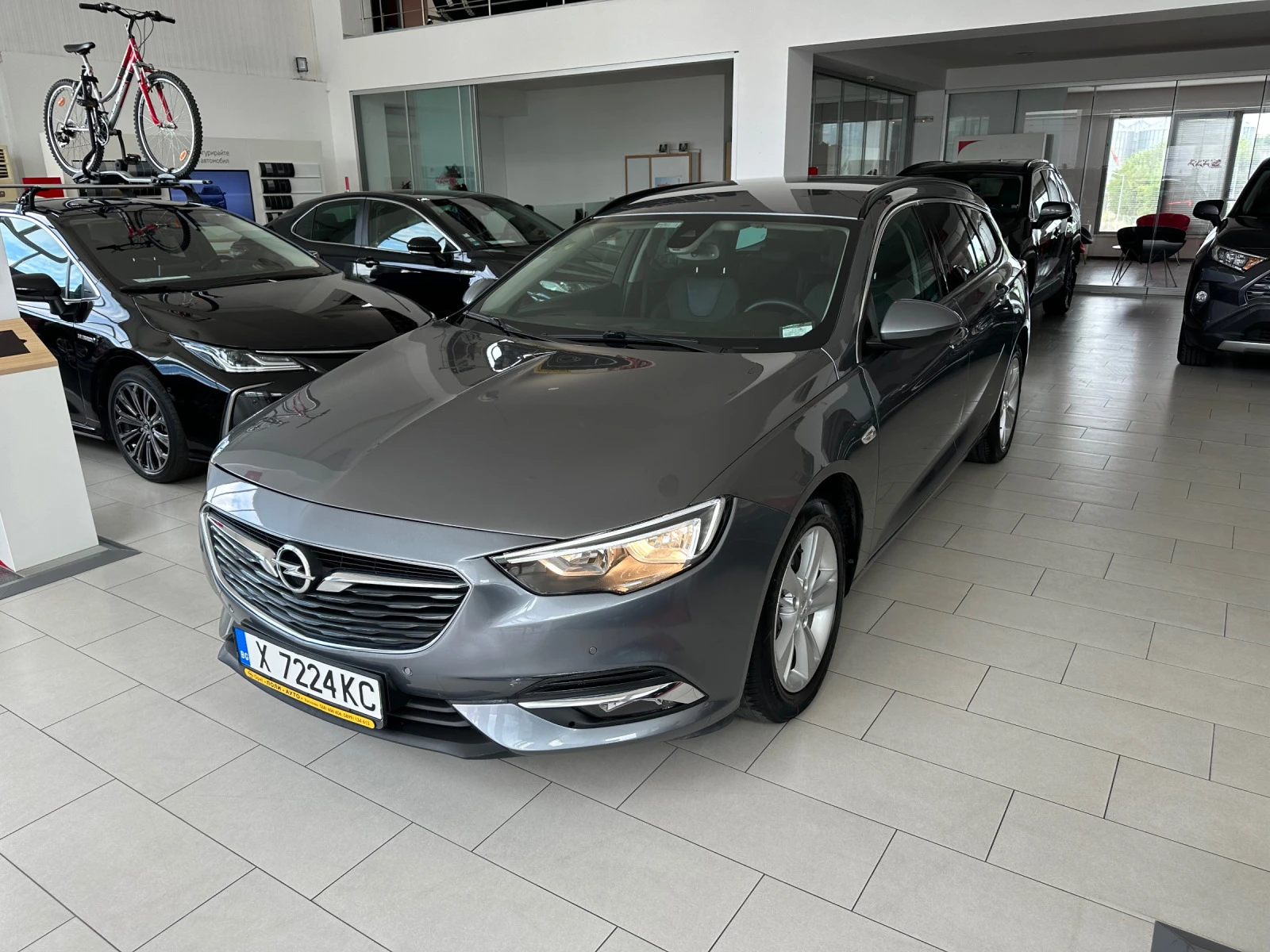 Opel Insignia 1.6CDTI  - изображение 2