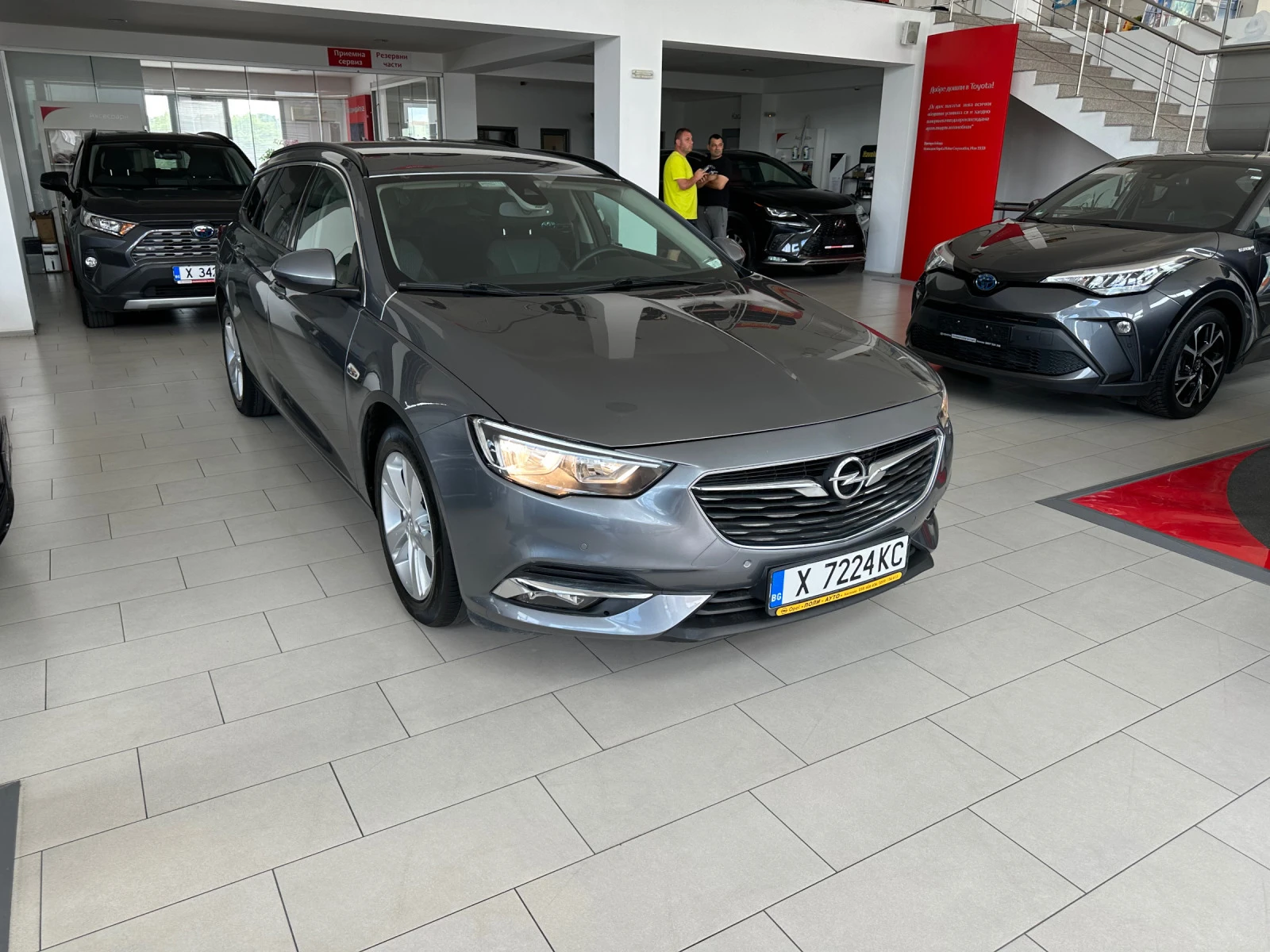 Opel Insignia 1.6CDTI  - изображение 8