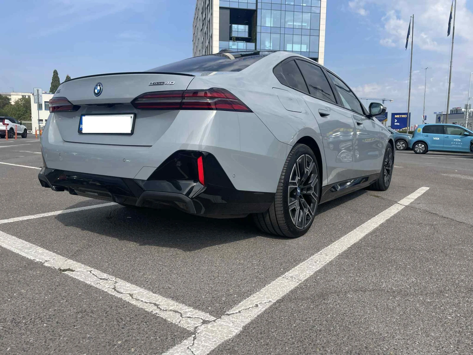 BMW i5 eDrive40 - изображение 5