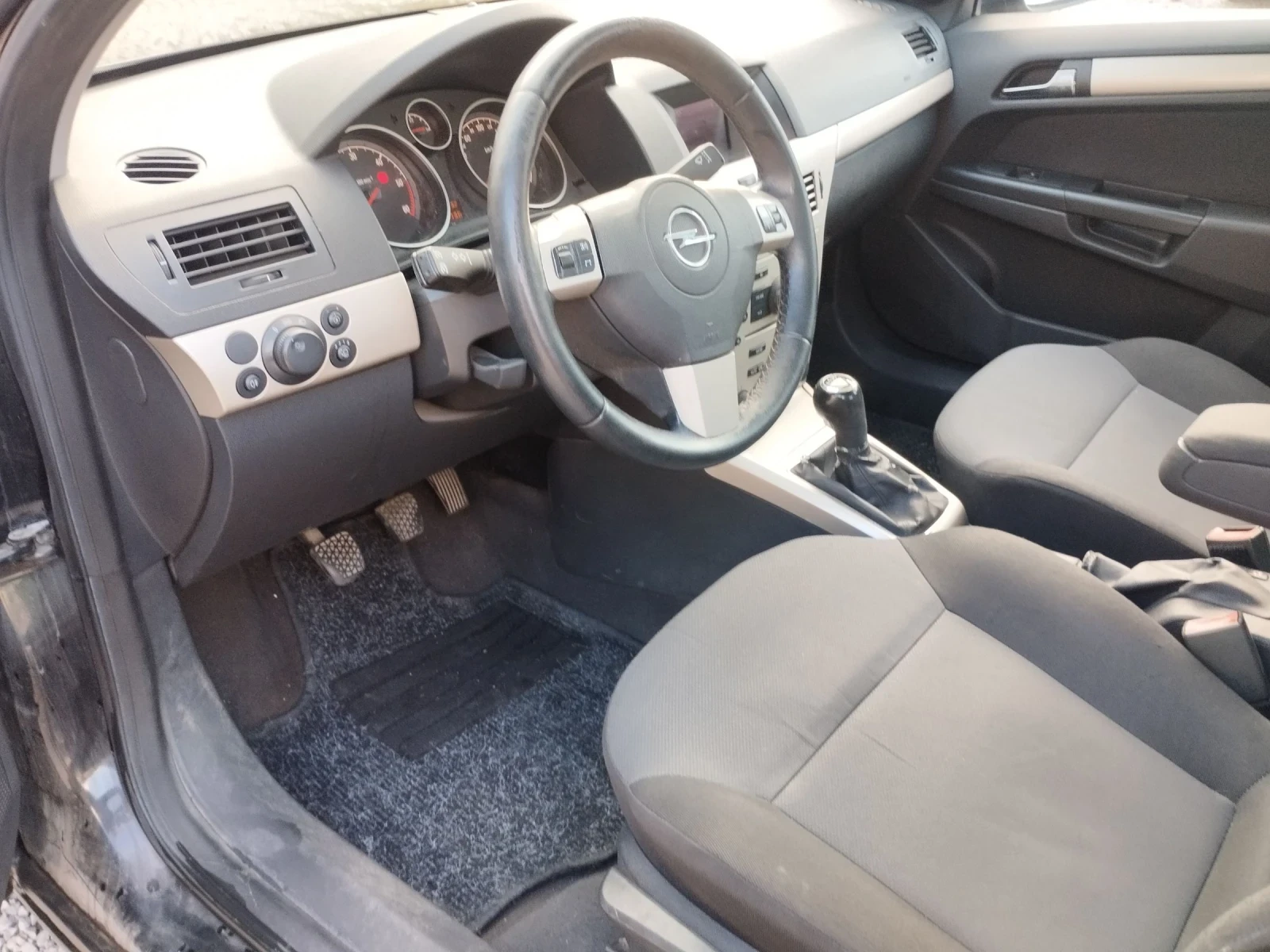 Opel Astra 1.7CDTI 101kc | Mobile.bg — изображение 16