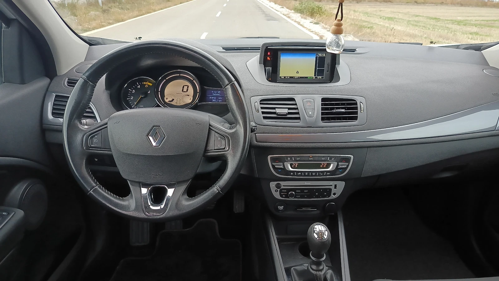 Renault Megane 1.5 dci - изображение 9